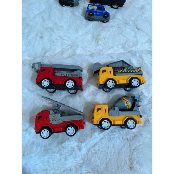 ✨ 5 For $15 ✨Children’s Construction Vehicles Bundle - Picture 3 of 5